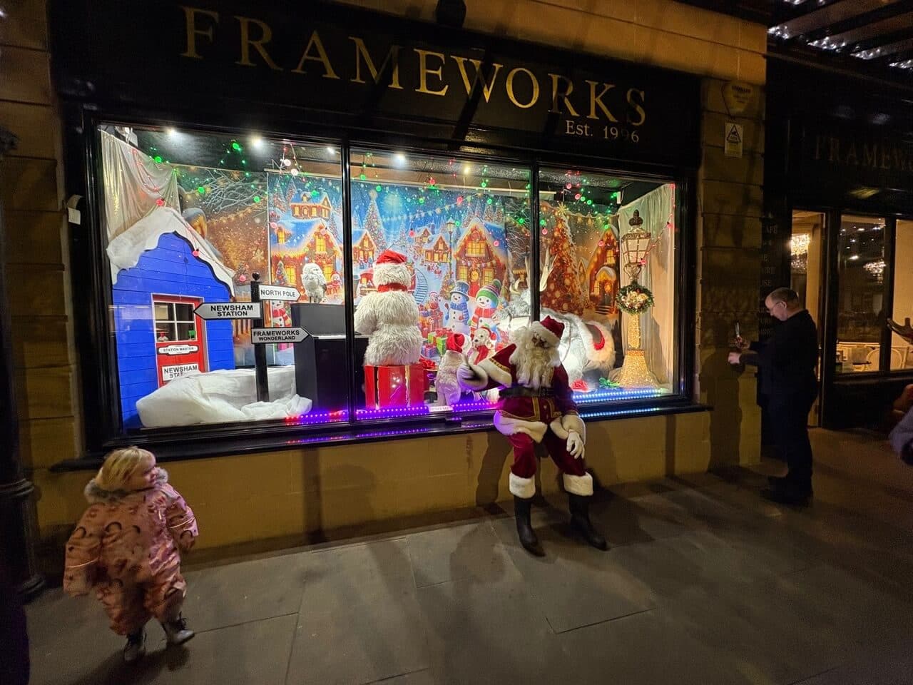 Father Christmas visits Frameworks